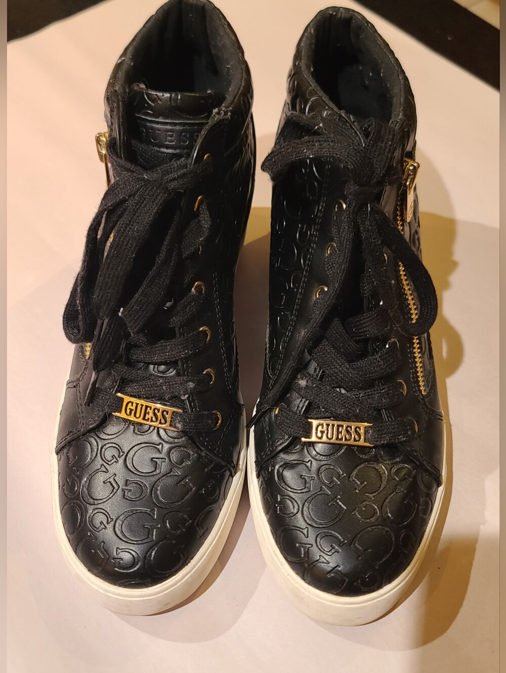 GUESS Black High Top Logo Wedge Lace Up Zip Sneakers sz 10